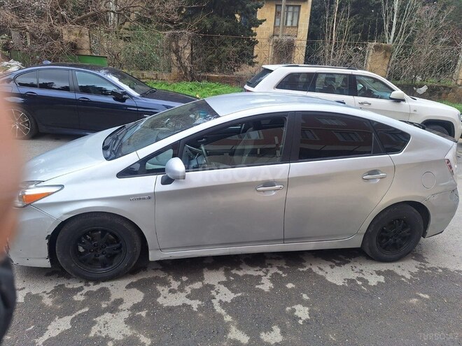 Toyota Prius 2010, 320,000 km - 1.8 l - Bakı