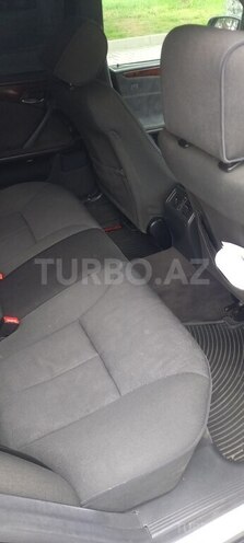 Mercedes E 240 1999, 451,000 km - 2.4 л - Qusar
