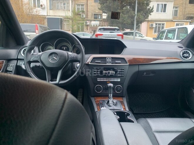 Mercedes C 250 2014, 208,000 km - 1.8 л - Bakı