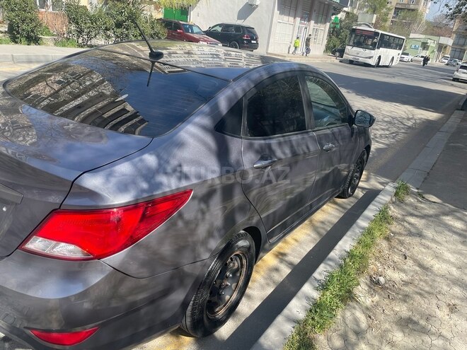 Hyundai Accent 2015, 266,398 km - 1.6 l - Bakı
