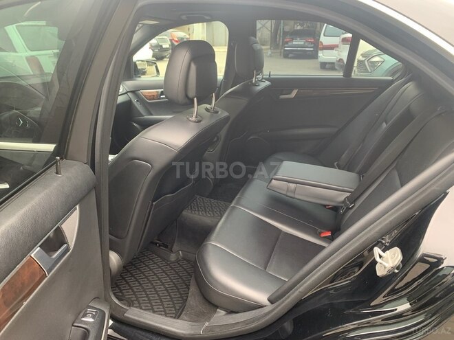 Mercedes C 250 2014, 208,000 km - 1.8 л - Bakı
