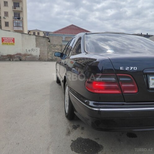 Mercedes E 270 1999, 52,270 km - 2.7 l - Bakı