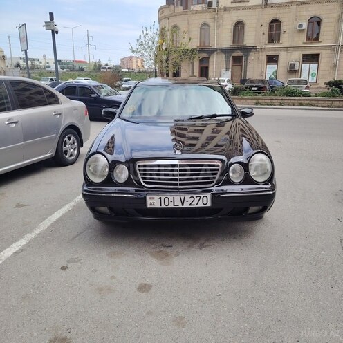 Mercedes E 270 1999, 52,270 km - 2.7 l - Bakı