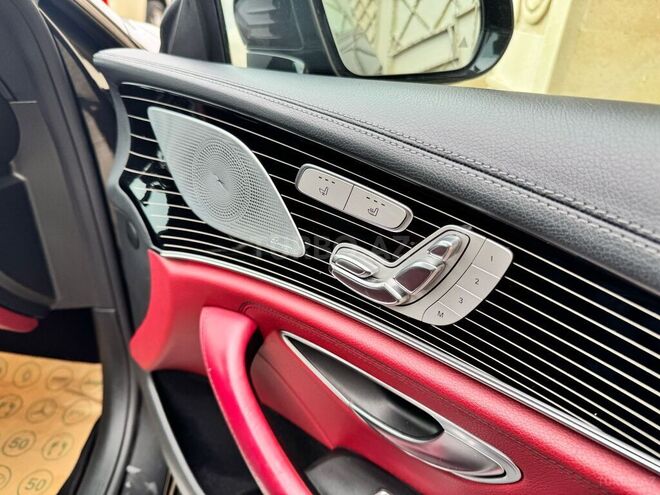 Mercedes CLS 450 4MATIC 2018, 131,300 km - 3.0 л - Bakı