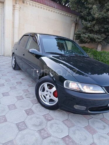 Opel Vectra 1997, 270,000 km - 1.6 l - Sumqayıt