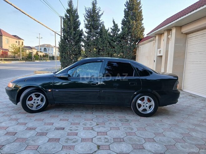 Opel Vectra 1997, 270,000 km - 1.6 l - Sumqayıt