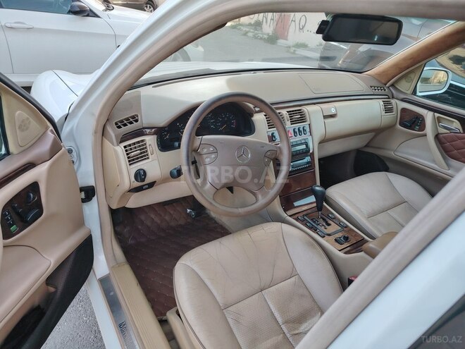 Mercedes E 320 2000, 308,000 km - 3.2 l - Bakı