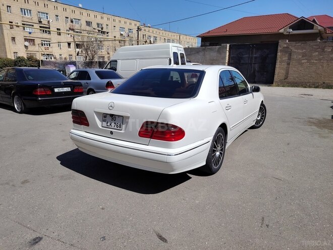 Mercedes E 320 2000, 308,000 km - 3.2 l - Bakı