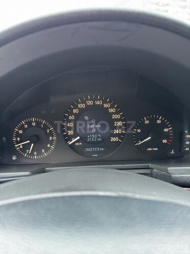 Mercedes E 220 d 2003, 362,000 km - 2.2 l - Bakı
