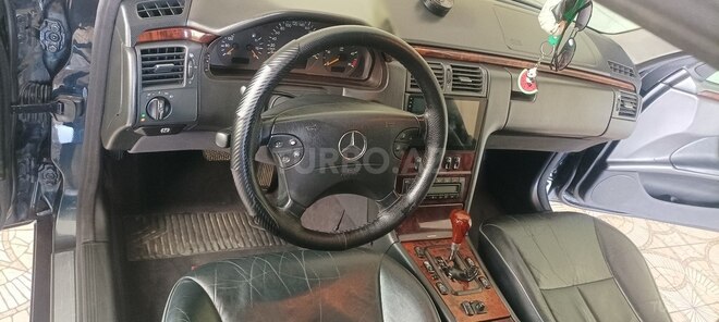 Mercedes E 220 d 2000, 600,000 km - 2.2 l - Bakı