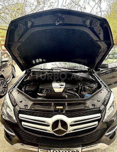 Mercedes GLE 300 4MATIC 2016, 295,000 km - 2.2 л - Bakı