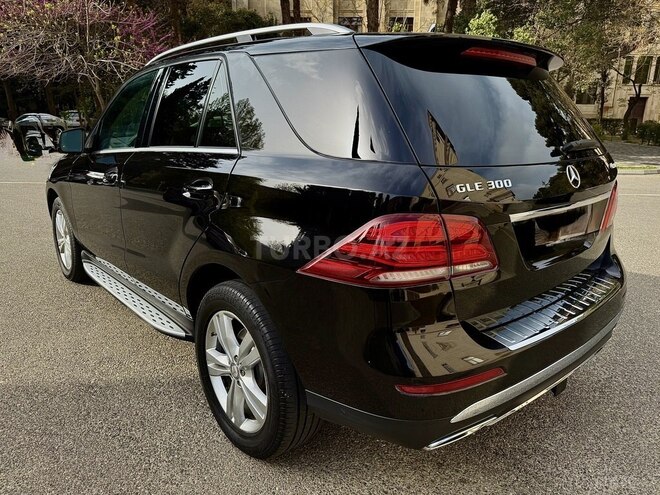 Mercedes GLE 300 4MATIC 2016, 295,000 km - 2.2 л - Bakı