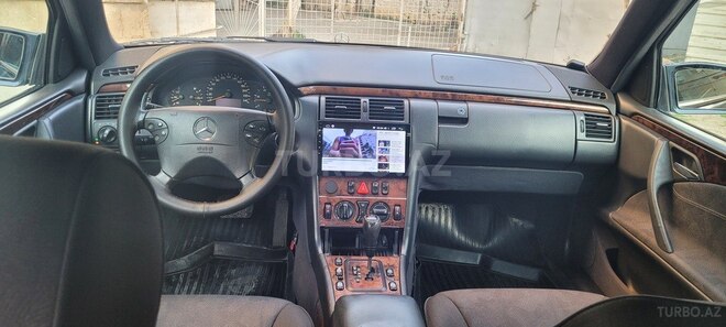 Mercedes E 220 d 2000, 305,000 km - 2.2 l - Bakı