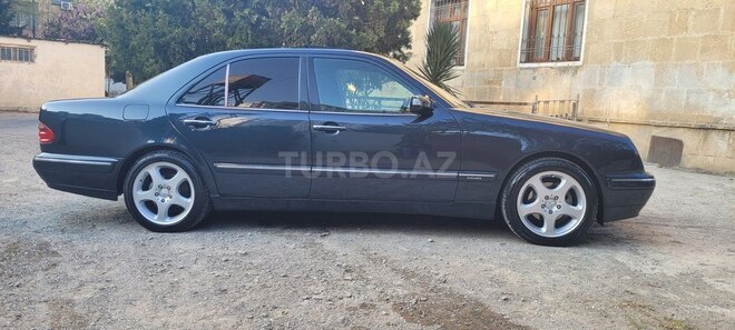 Mercedes E 220 d 2000, 305,000 km - 2.2 l - Bakı