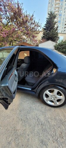 Mercedes E 220 d 2000, 305,000 km - 2.2 l - Bakı