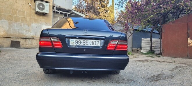 Mercedes E 220 d 2000, 305,000 km - 2.2 l - Bakı