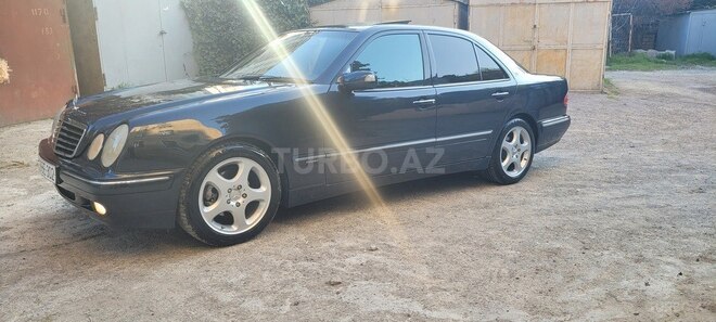 Mercedes E 220 d 2000, 305,000 km - 2.2 l - Bakı