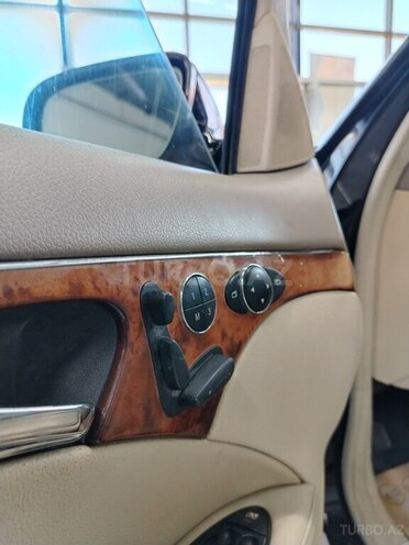 Mercedes E 320 2003, 308,000 km - 3.2 l - Sumqayıt
