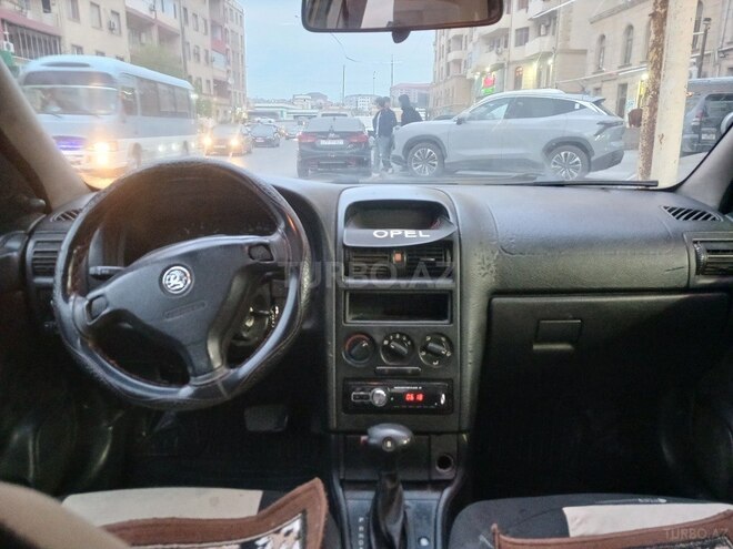 Opel Astra 2000, 212,300 km - 2.0 л - Bakı