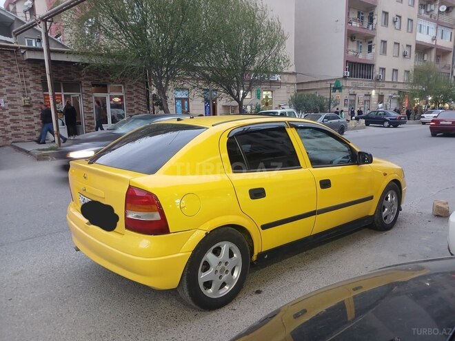 Opel Astra 2000, 212,300 km - 2.0 л - Bakı