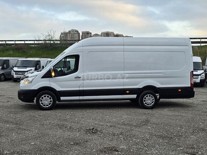 Ford Transit-5