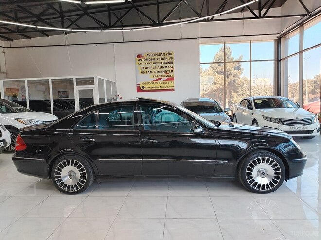 Mercedes E 240 2004, 398,000 km - 2.4 l - Sumqayıt