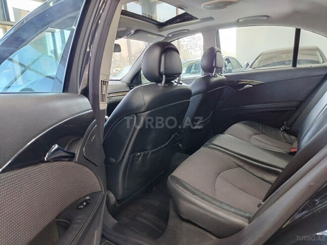 Mercedes E 240 2004, 398,000 km - 2.4 l - Sumqayıt