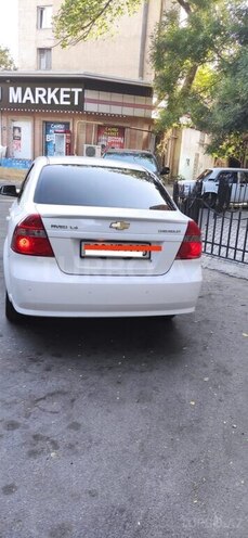 Chevrolet Aveo-5
