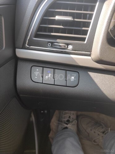 Hyundai Elantra 2018, 135,000 km - 2.0 l - Bakı