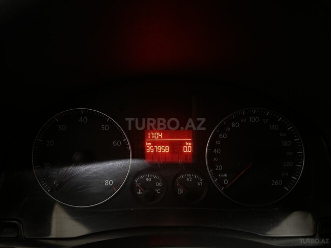 Volkswagen Golf 2005, 360,000 km - 1.6 l - Bakı