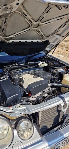 Mercedes E 230 1996, 301,500 km - 2.3 l - Bakı