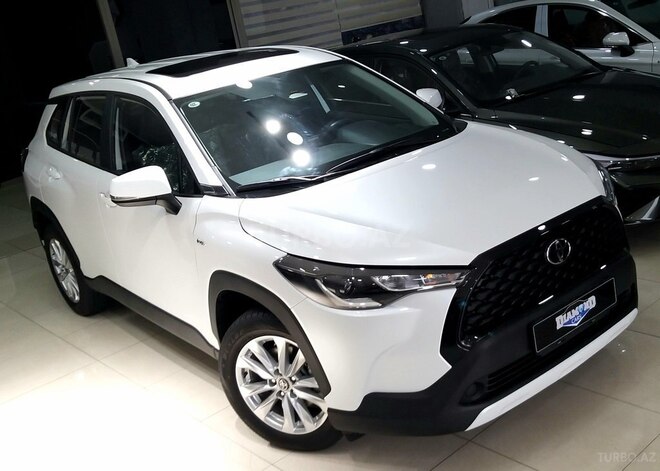 Toyota Corolla Cross-1