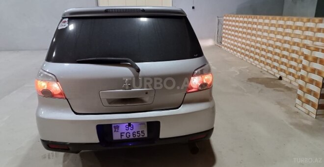 Mitsubishi Airtrek 2004, 222,222 km - 2.0 l - Sumqayıt