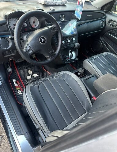 Mitsubishi Airtrek 2004, 222,222 km - 2.0 l - Sumqayıt