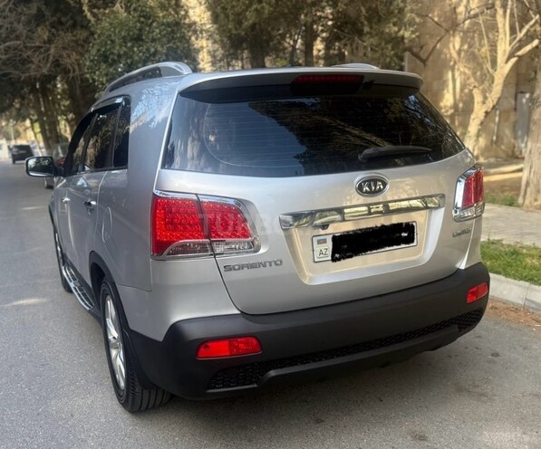Kia Sorento 2011, 170,000 km - 2.0 л - Bakı
