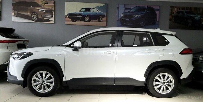 Toyota Corolla Cross-11