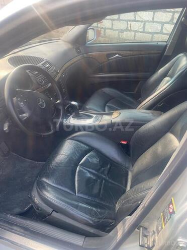Mercedes E 220 d 2002, 323,000 km - 2.2 l - Bakı
