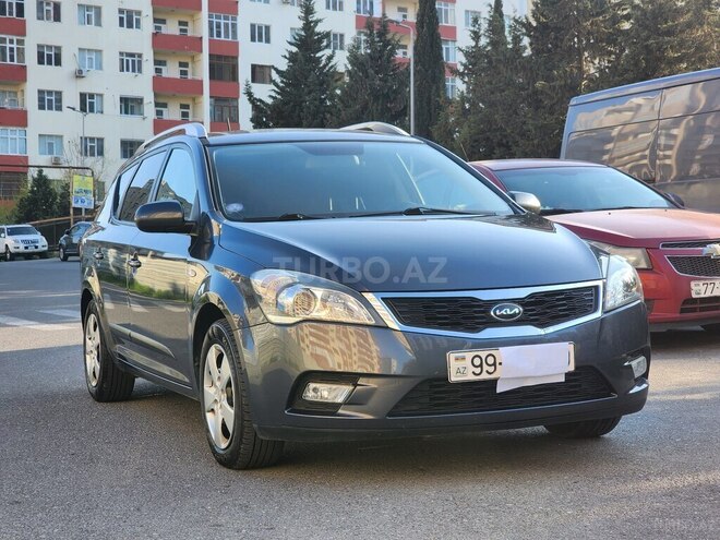 Kia Ceed 2011, 269,000 km - 1.4 l - Bakı
