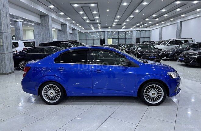 Chevrolet Aveo-4