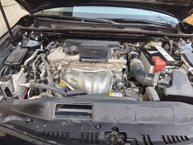 Toyota Camry 2019, 68,000 km - 2.5 л - Salyan