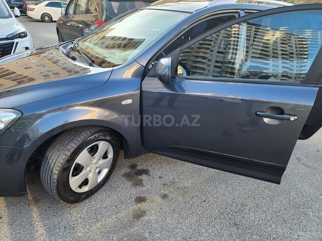 Kia Ceed 2011, 269,000 km - 1.4 l - Bakı