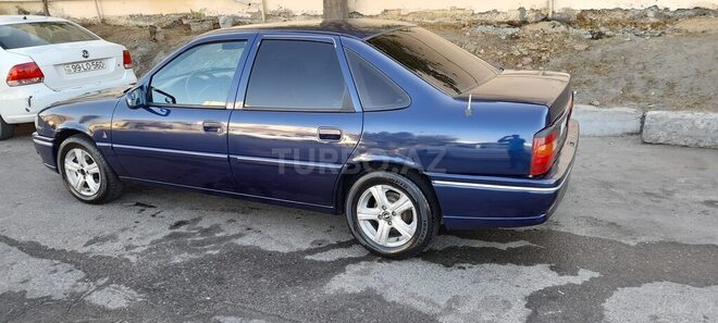 Opel Vectra 1994, 345,000 km - 1.8 l - Bakı
