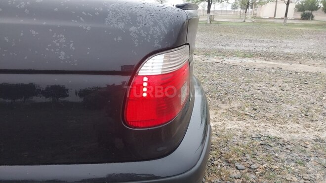 BMW 525 2000, 200,000 km - 2.5 l - Bakı