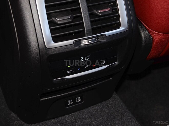 BMW iX3-14