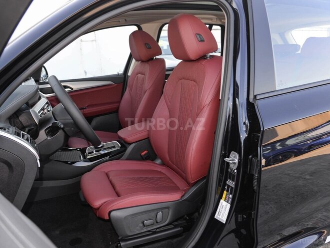 BMW iX3-9