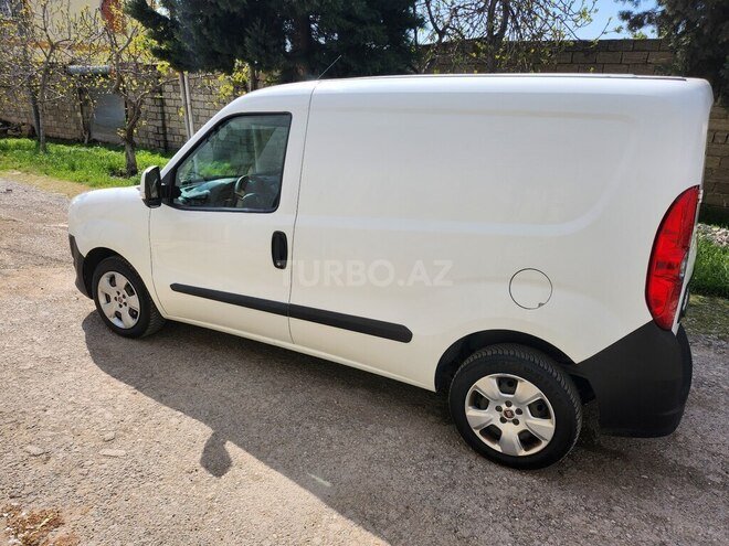 Fiat Doblo 2014, 153,000 km - 1.3 l - Bakı