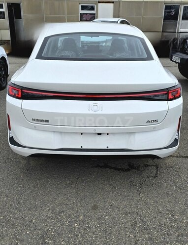 Changan Qiyuan A05 2024, 0 km - 1.5 l - Bakı