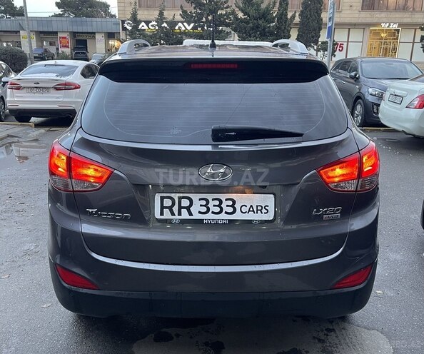 Hyundai ix35-8