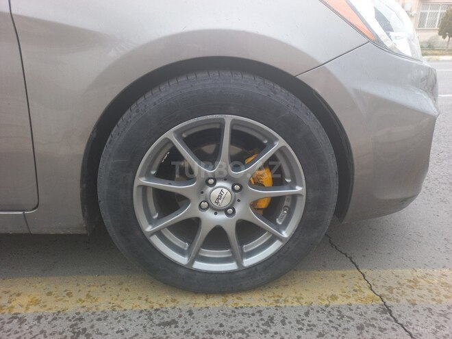 Hyundai Accent 2017, 140,818 km - 1.6 l - Naxçıvan