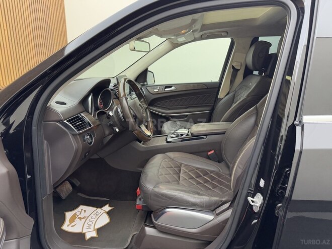 Mercedes GLS 500 4MATIC 2016, 185,000 km - 4.7 l - Bakı